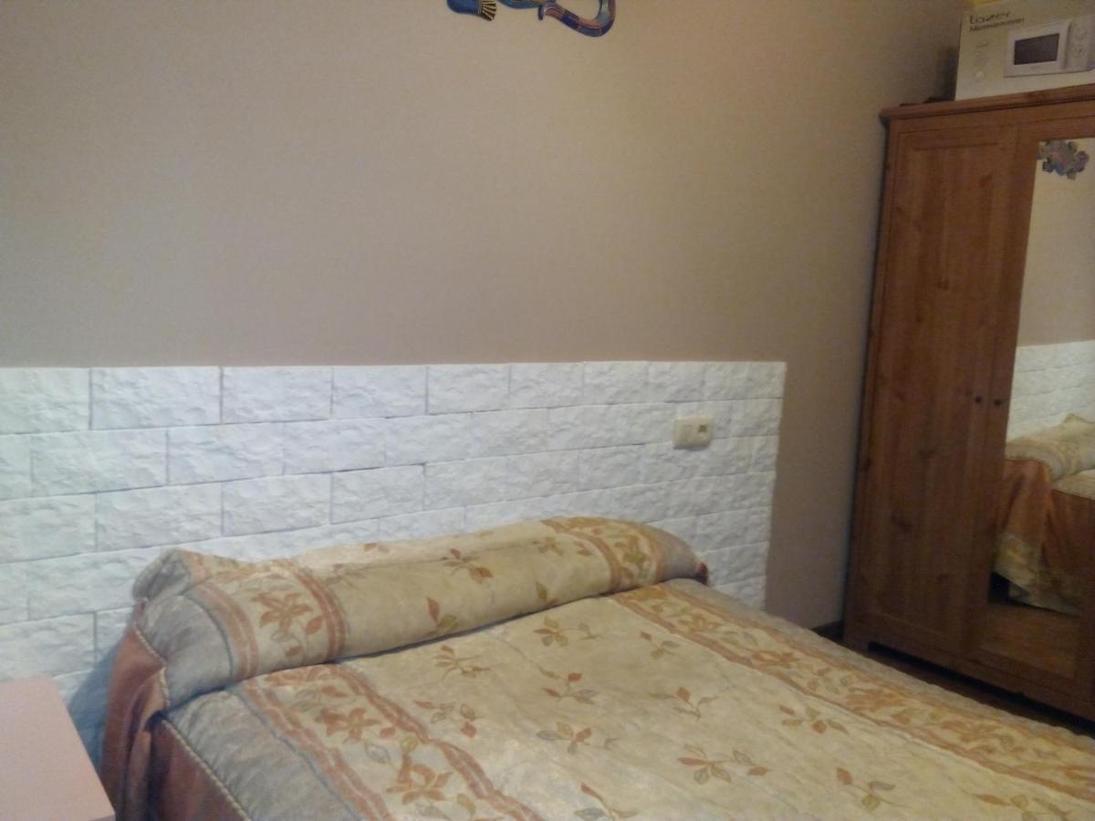 Apartamento VUT manypi VU-HUESCA-21-024 La Puebla De Castro Esterno foto