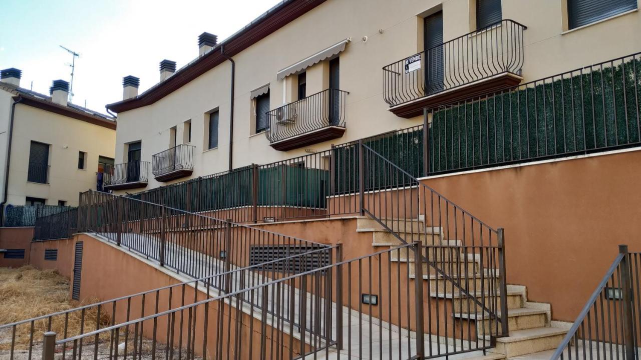 Apartamento VUT manypi VU-HUESCA-21-024 La Puebla De Castro Esterno foto
